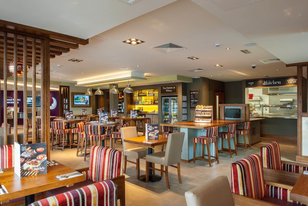 Premier Inn Witney 31/46