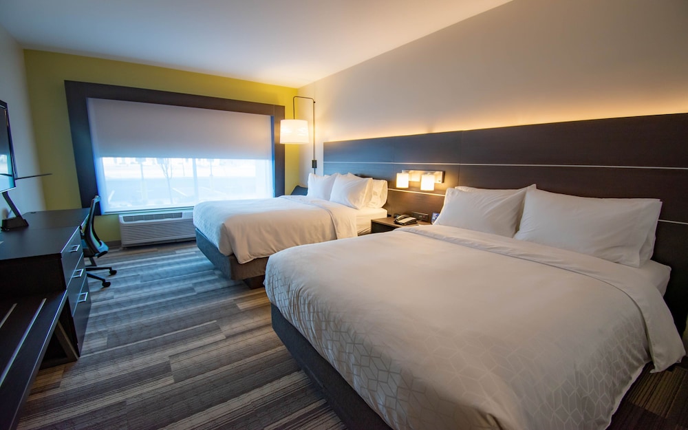 Holiday Inn Express & Suites Tonawanda - Buffalo Area 16/58