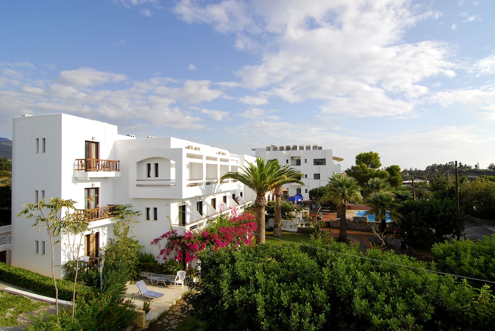 Lato Hotel 38/44