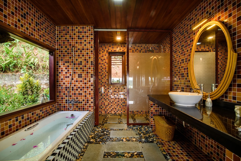 Sankofa Village Hill Resort And Spa 40/41