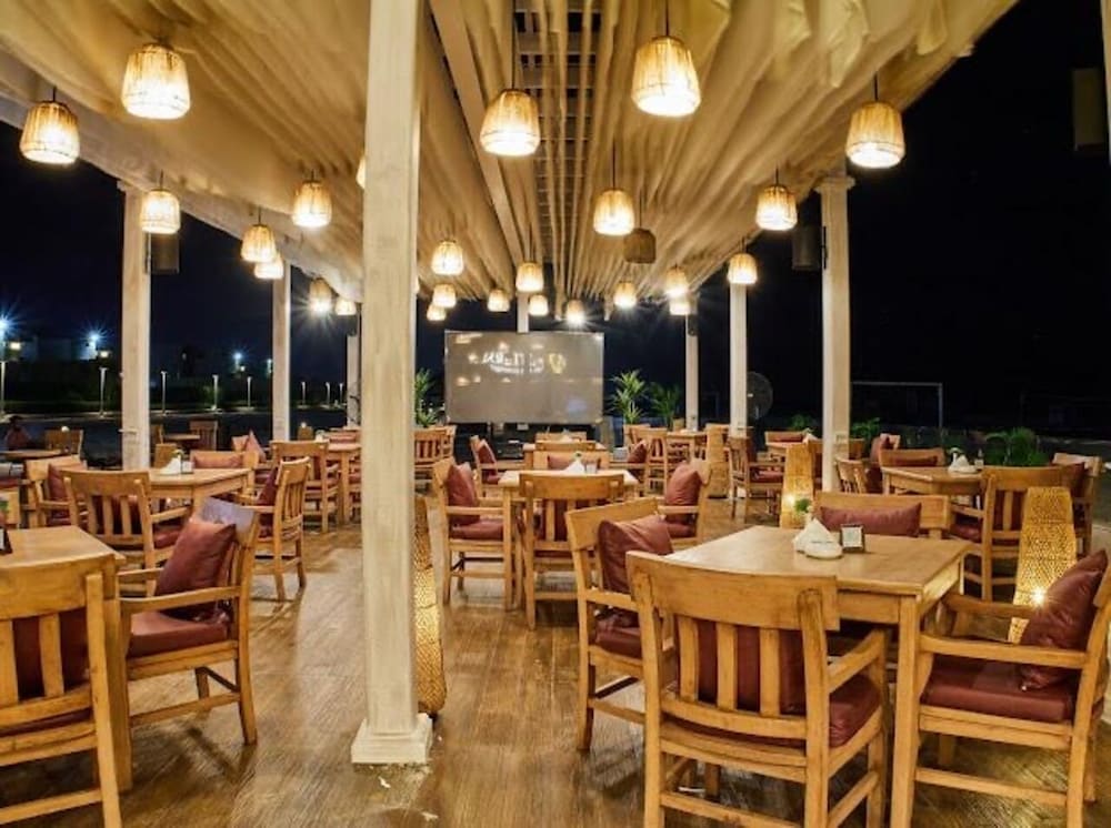 Tolip Hotel North Coast 59/77