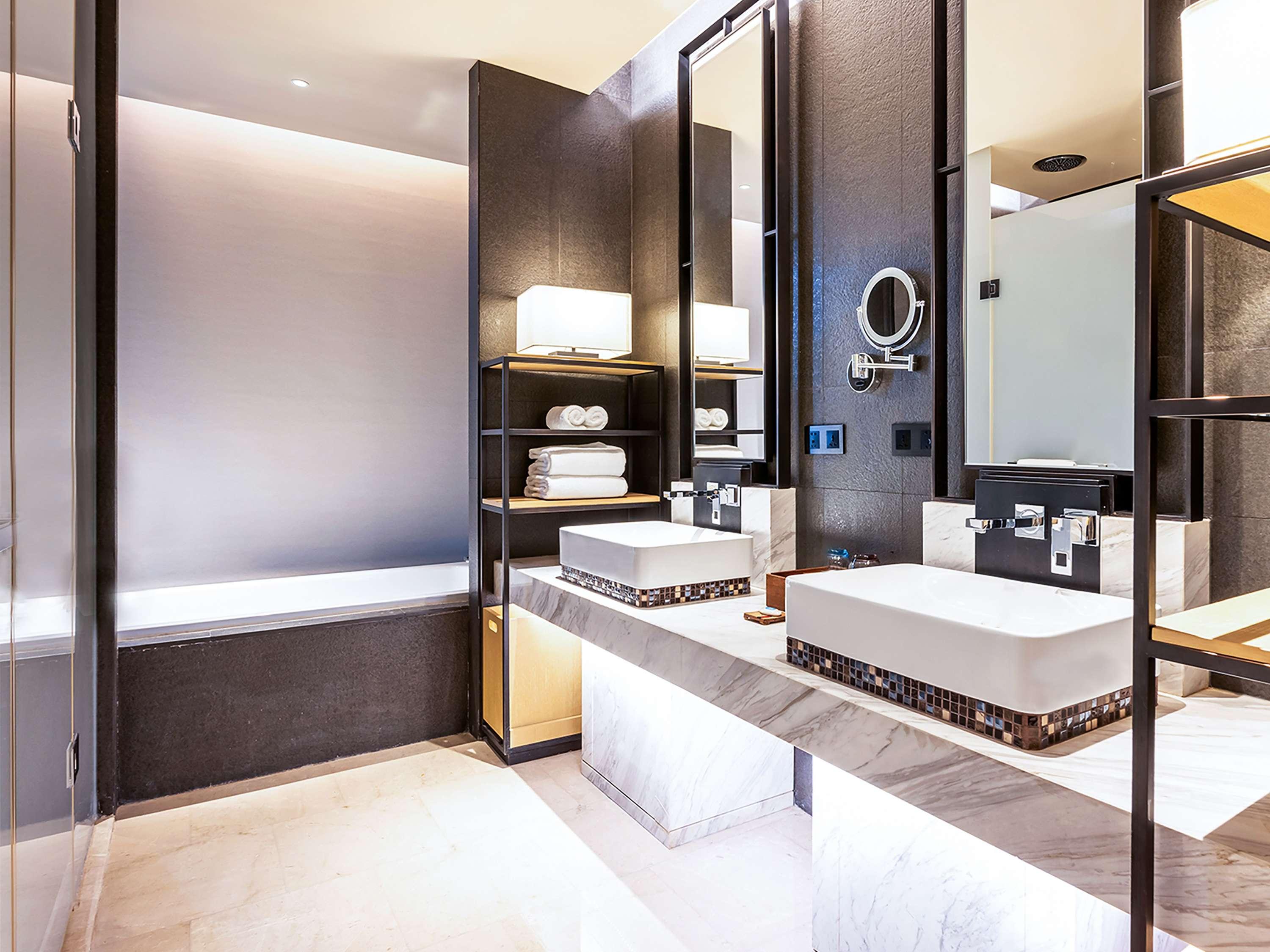 Swissotel Hot Spring Hotel Xian Xinxing 48/50