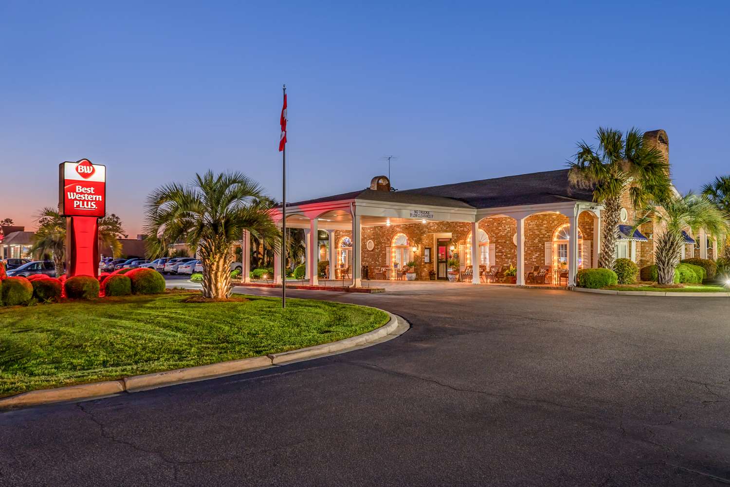Best Western Plus Santee Inn 2/25