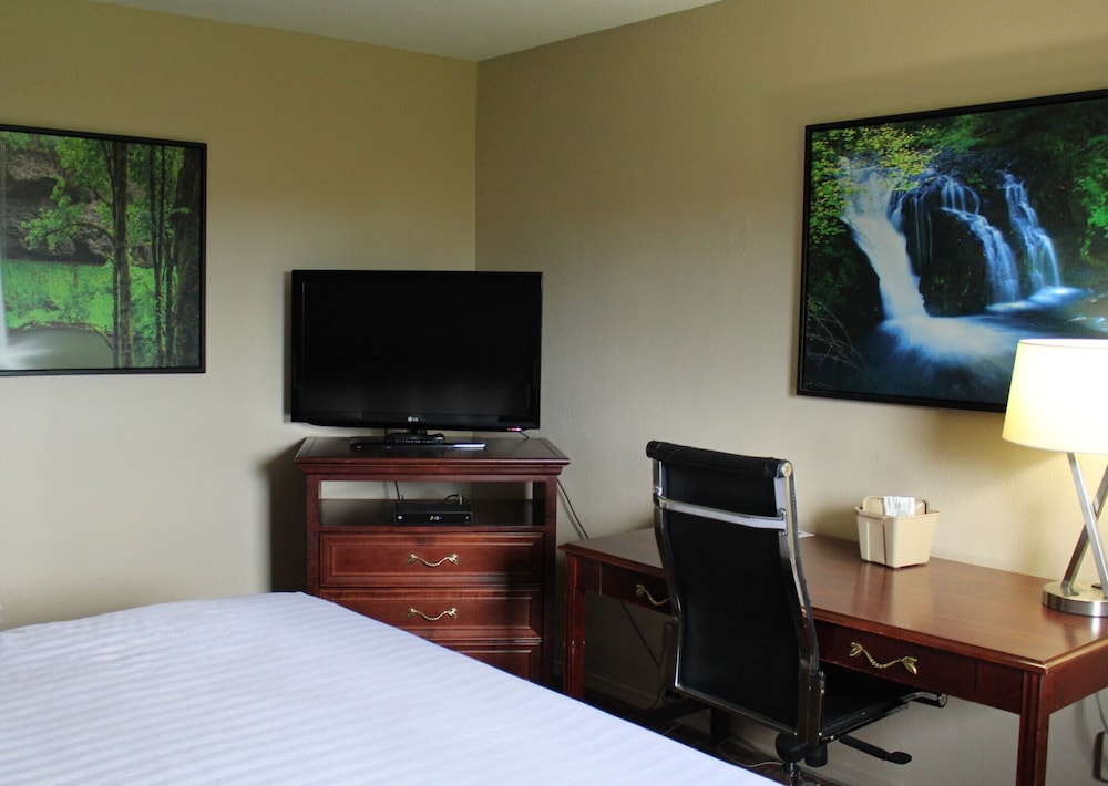 Ramada by Wyndham Campbell River 40/50
