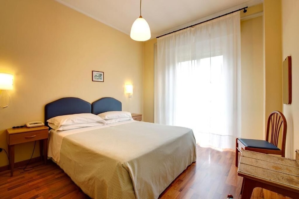 Hotel Beau Rivage 12/69