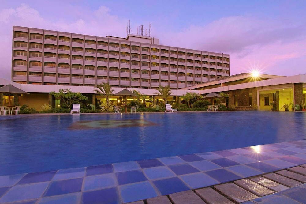 Hotel Pangeran Beach 5/57