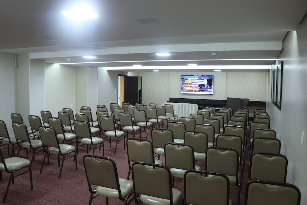 Indaia Park Hotel 59/77