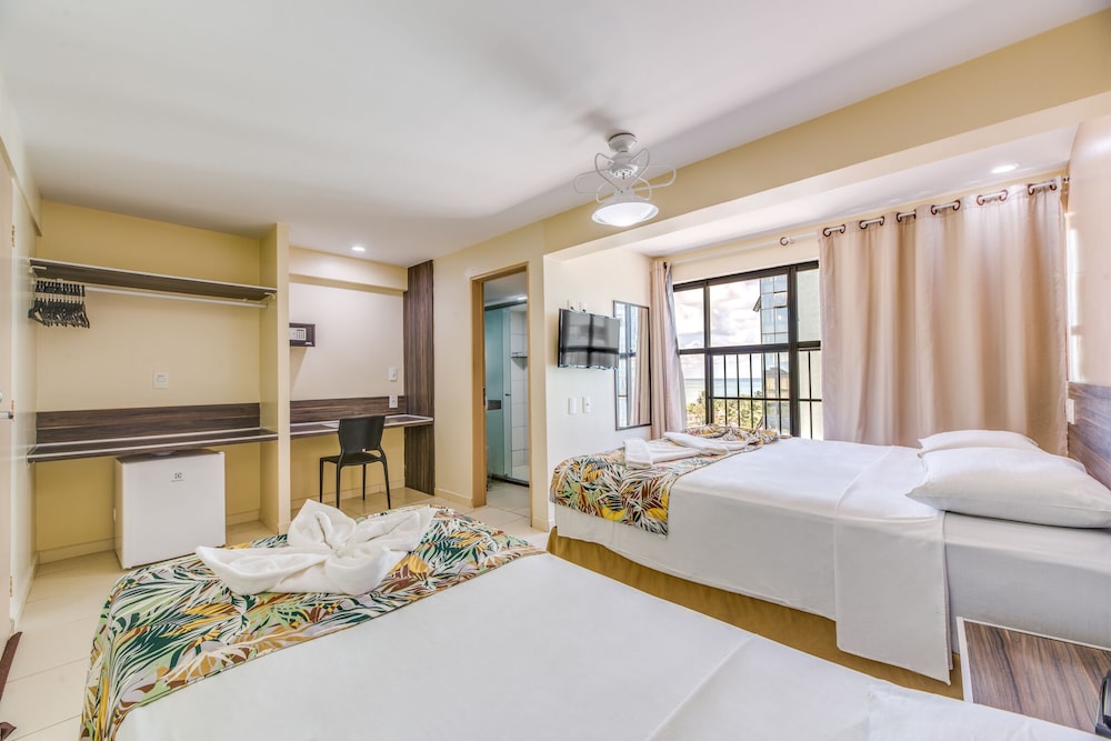 Vistamar Hotel 5/46