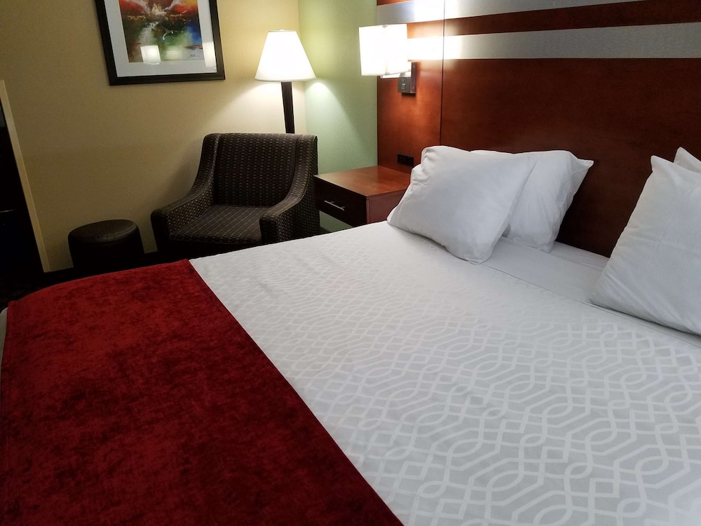 Best Western Troy Hotel 9/26