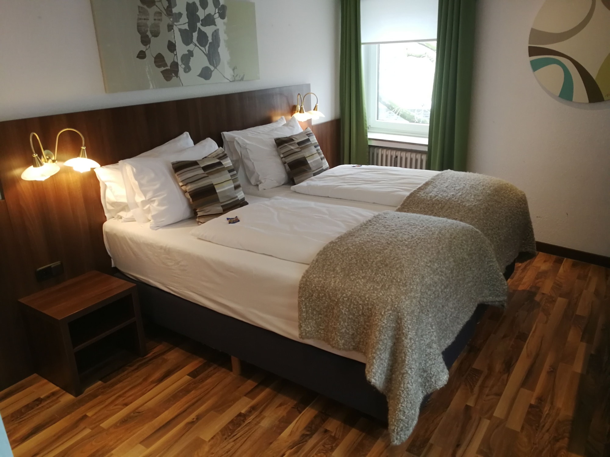 APARTMENT, DOUBLE BED