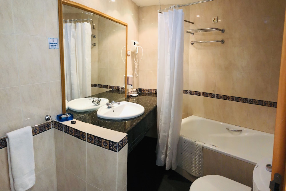 Golden Park Hotel 24/24