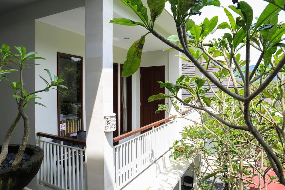 Dewivilla Hotel 2/50