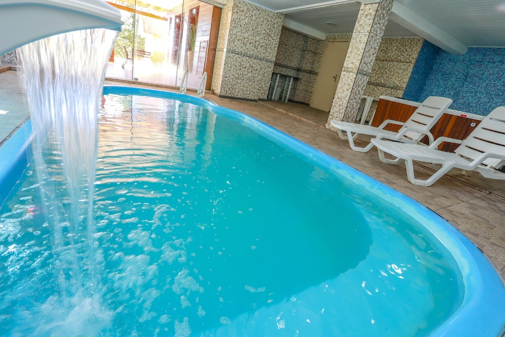 Sky Valle Hotel 3/72