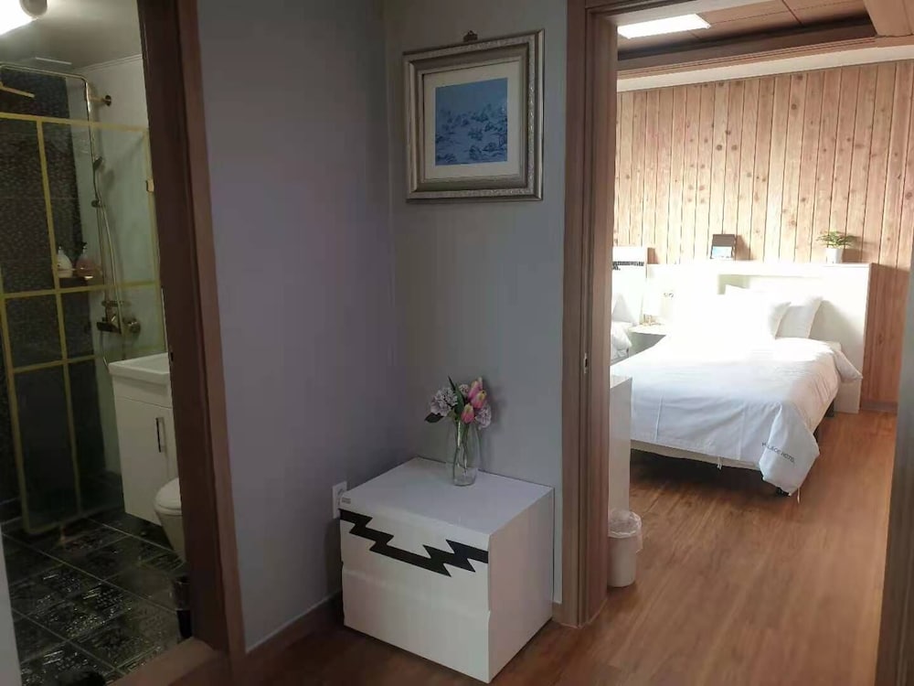 Choi Hostel Jeju 32/34