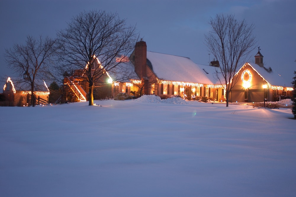 Annville Inn Bed and Breakfast 1/50