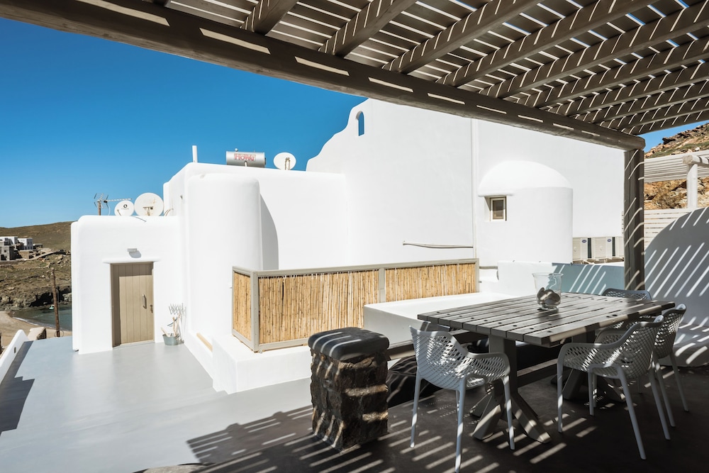 Mykonos Residence Villas & Suites 23/48