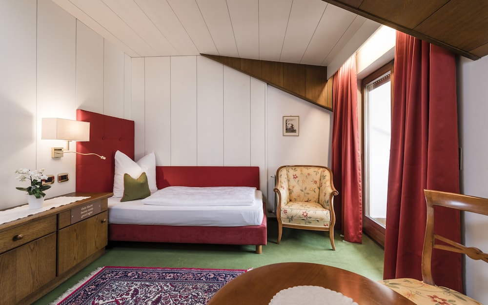 Grunerbaum Hotels 14/69