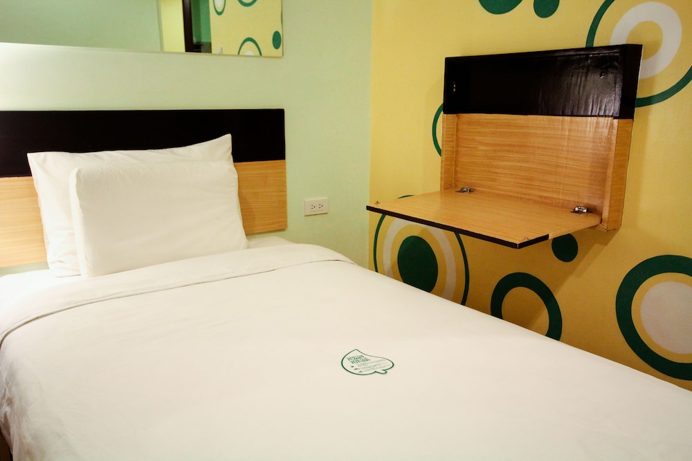 Go Hotels Iloilo 12/29