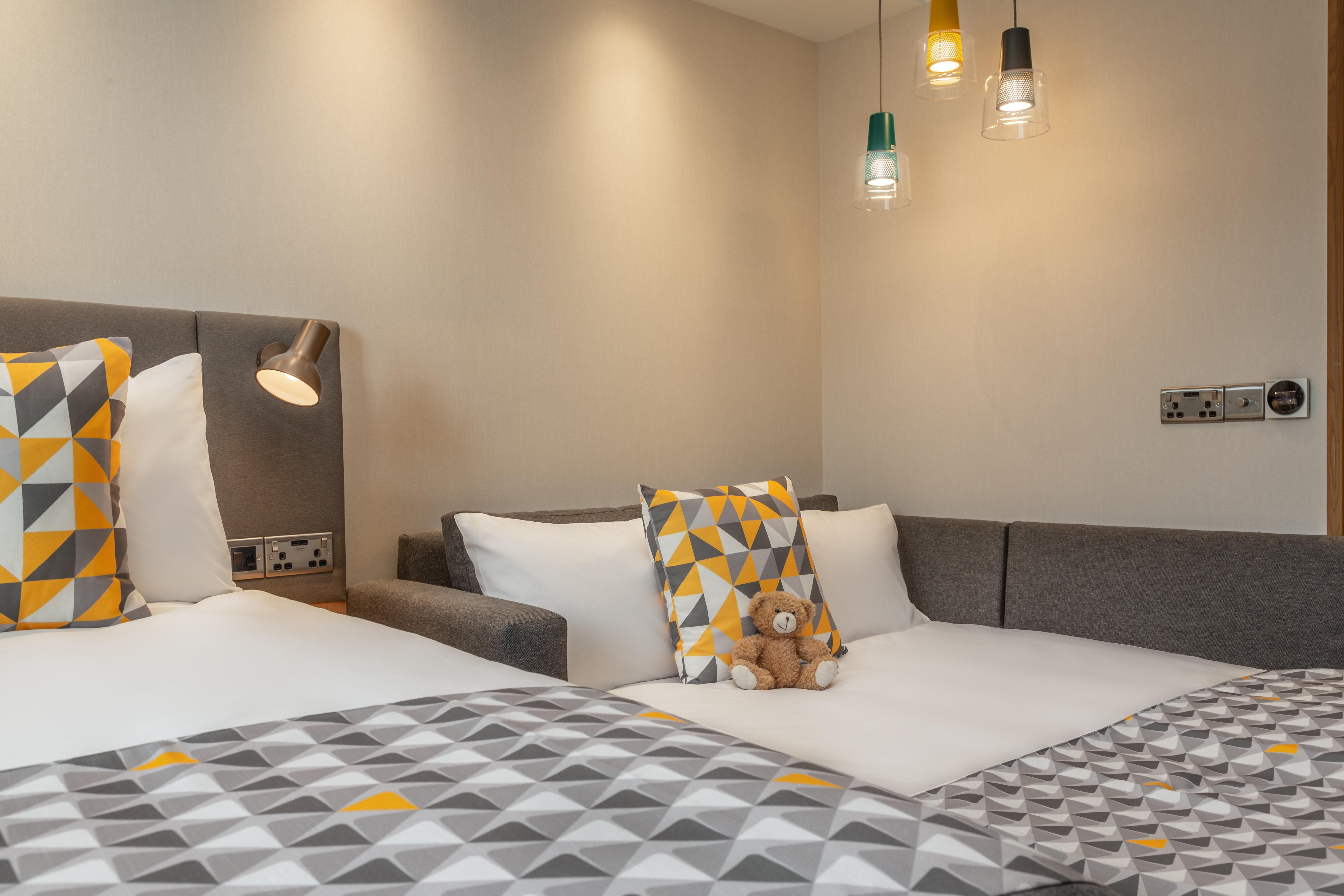 Holiday Inn - Dublin Airport 9/50