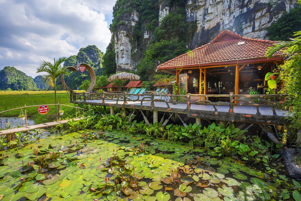 Lotus Field Homestay 43/50