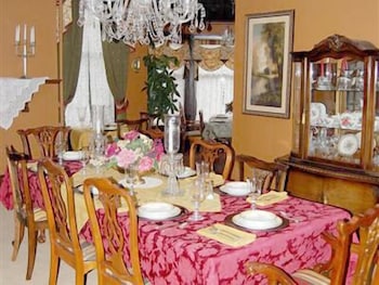 Schuster Mansion Bed & Breakfast 38/51
