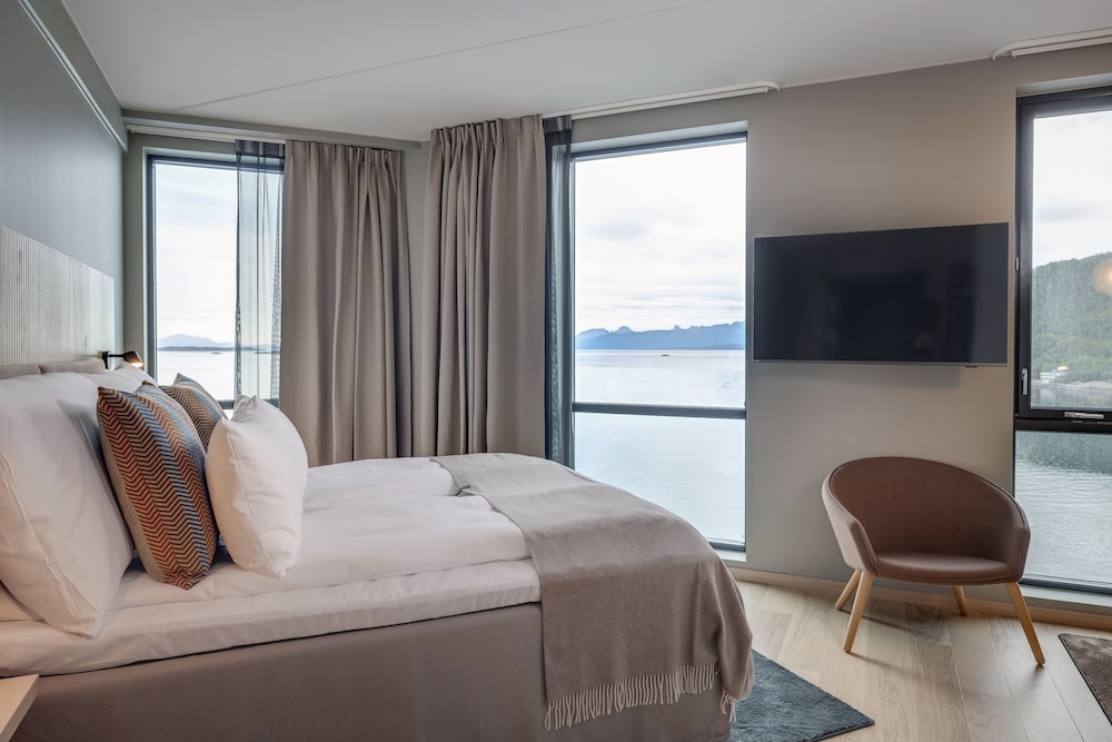 Quality Hotel Harstad 23/63