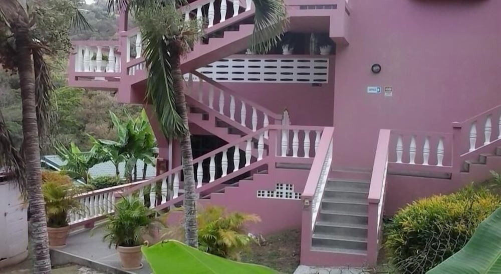 Top Ranking Hill View Guesthouse 5/23