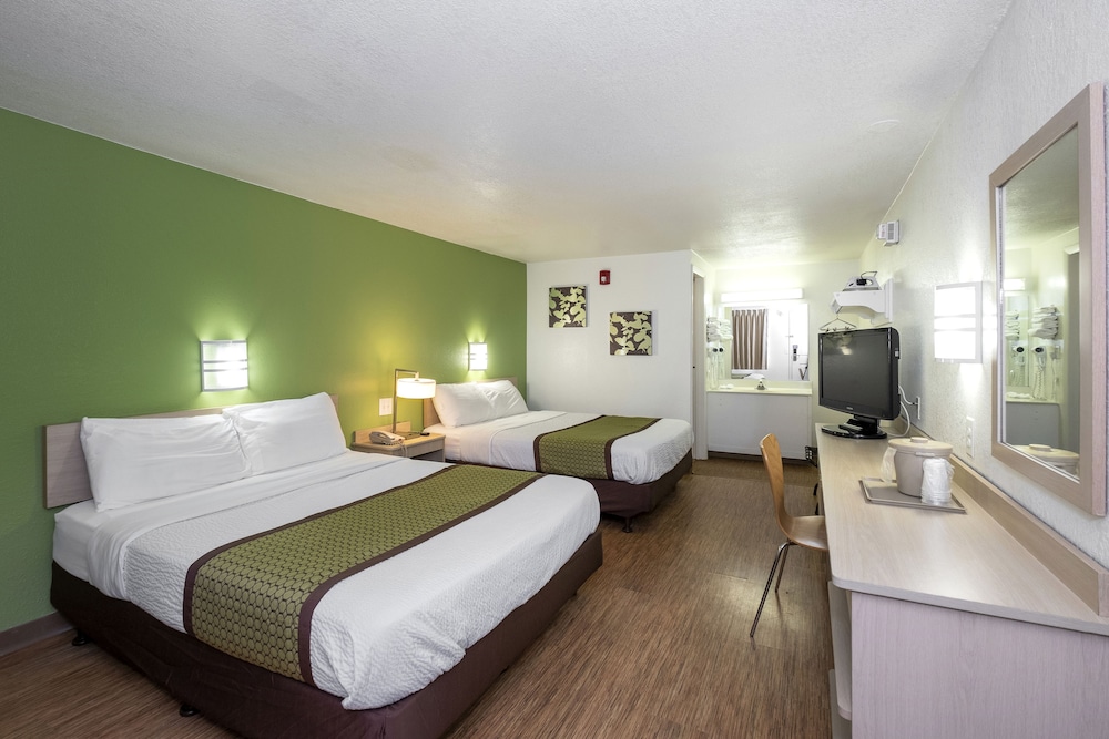 American Inn 16/42