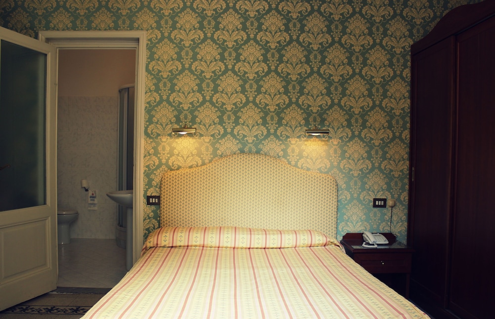 Hotel Beatrice 19/34