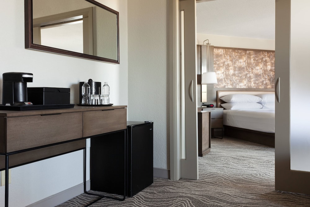 Orlando Airport Marriott Lakeside 11/58