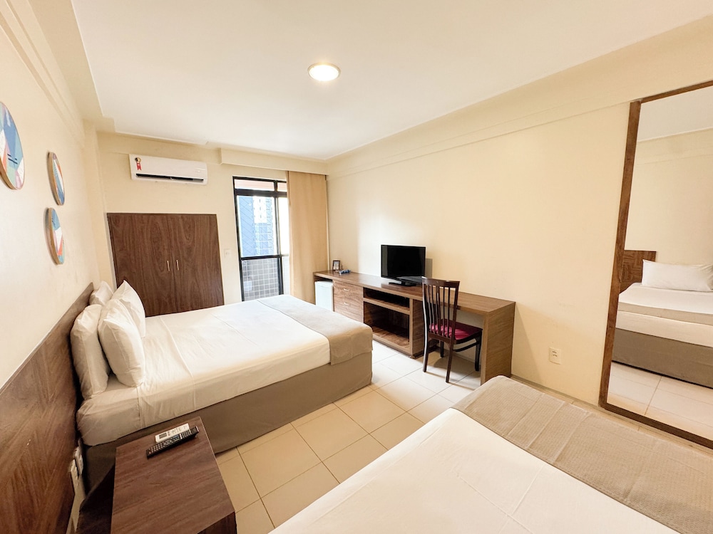 Standard, Triple, 1 Queen and 1 Single Bed, D8 Hotel Express 5/8