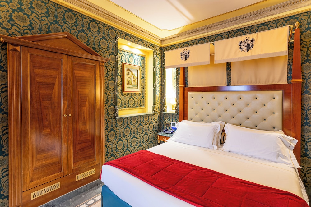 Hotel Manfredi Suite in Rome 24/94
