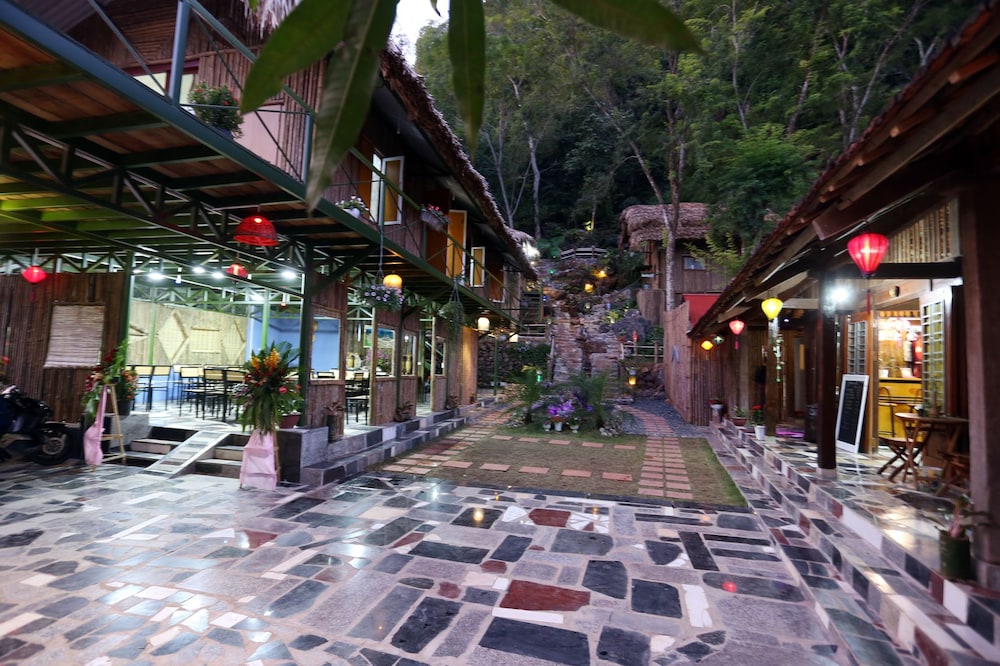 Green Hill Hostel & Homestay 25/30