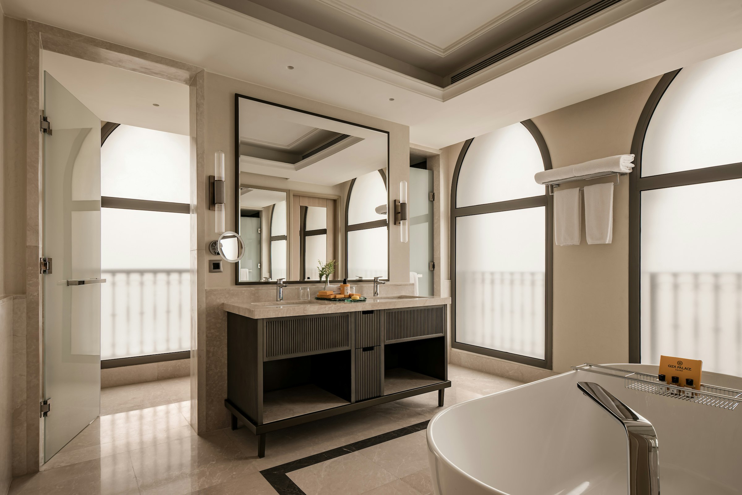 Giza Palace 49/50