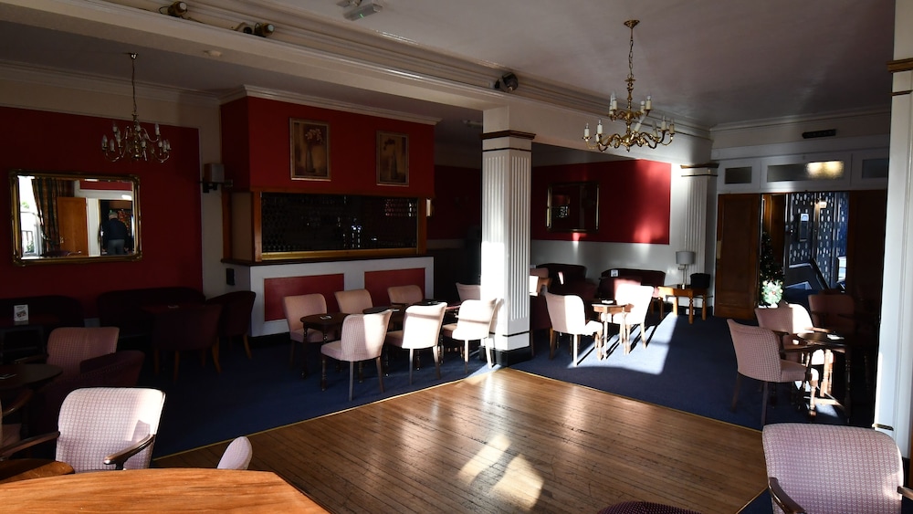 Bourne Hall Hotel 28/47