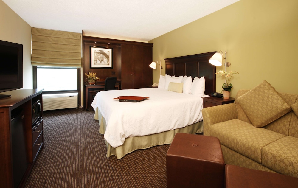 Hampton Inn Indianapolis-N.E./Castleton 17/42