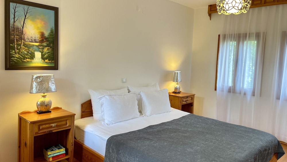Aida Hotel 11/50