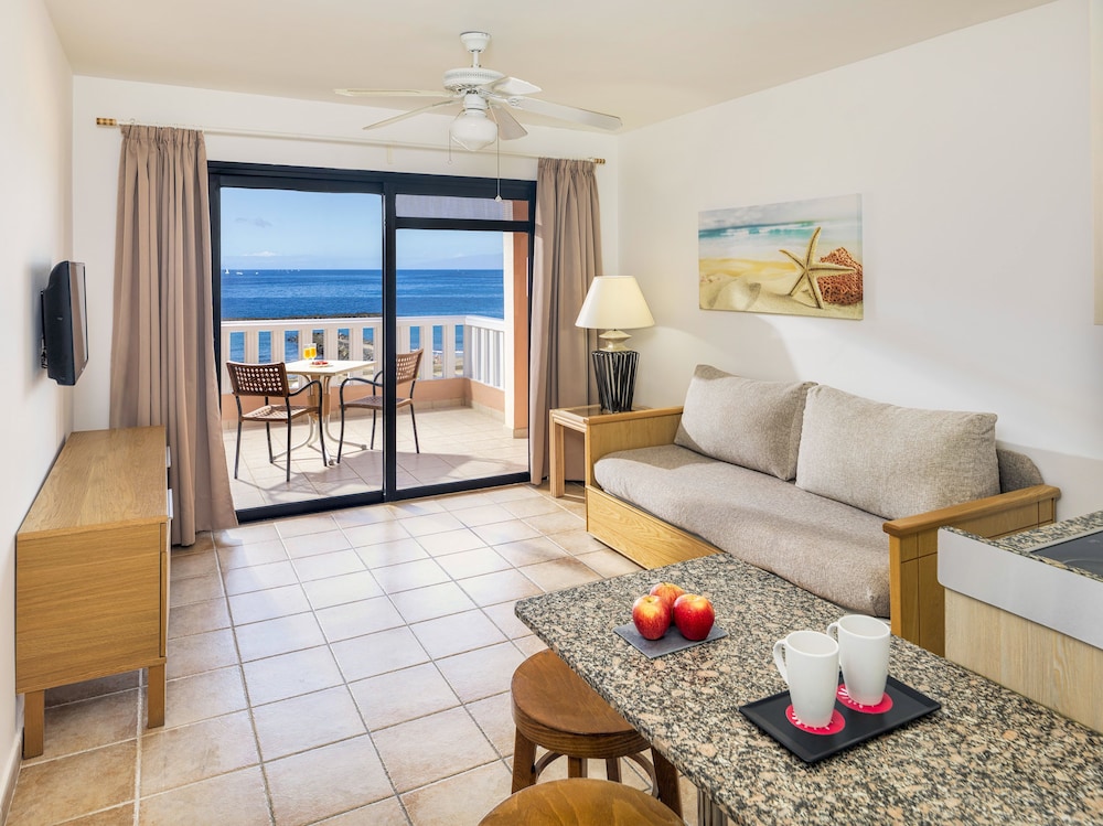 Sol Sun Beach Apartments 33/60