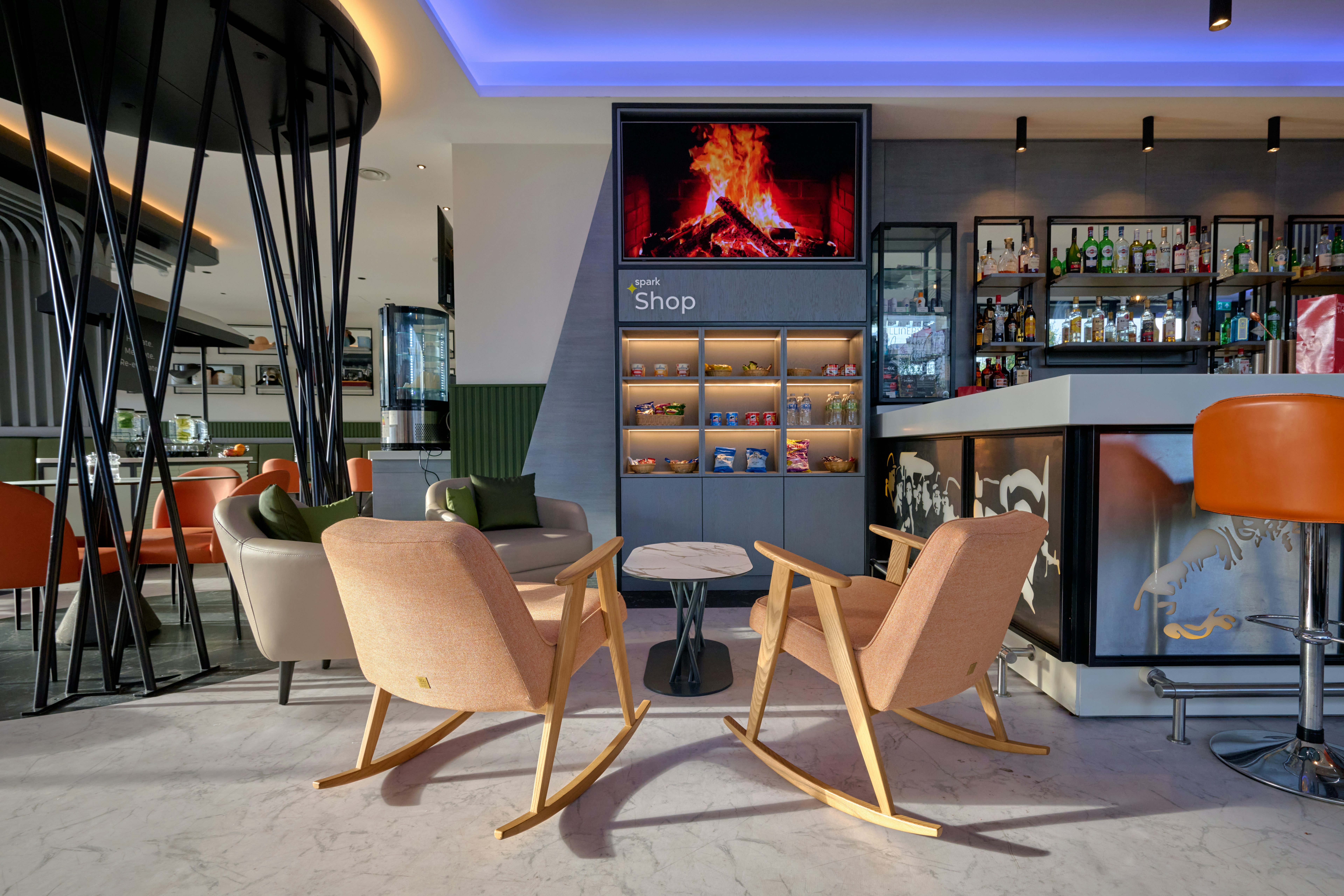 Spark by Hilton Luton 30/34