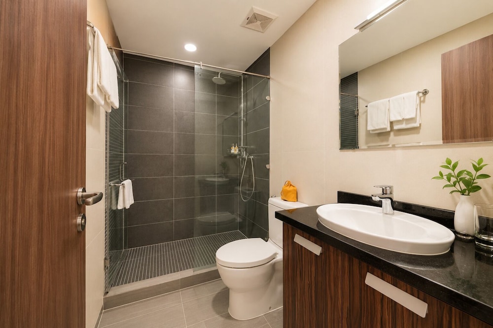 G8 Center Hotel Saigon 49/50