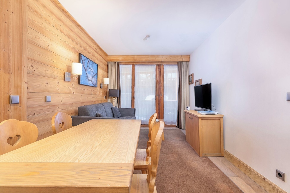 Residence Pierre Vacances Premium Les Chalets Du Forum 18/50