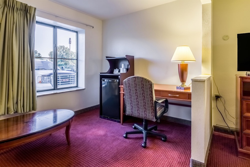 Motel6 Springfield, OH 46/60