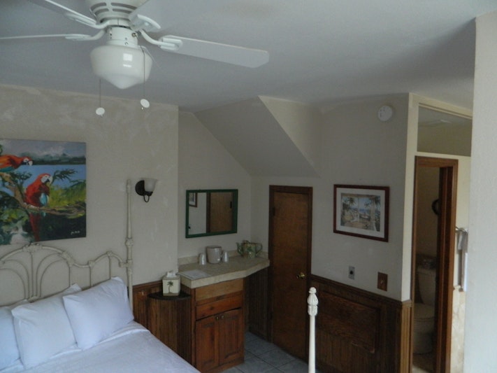 Seacrest Inn 33/42