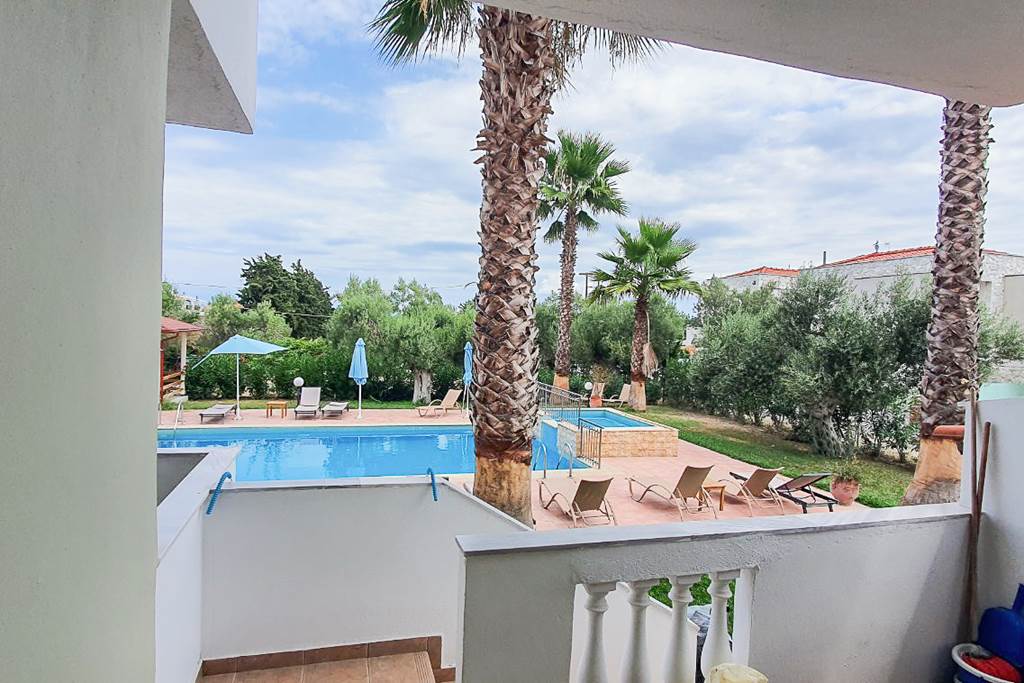VILLA ILIOS PEFKOHORI 27/31