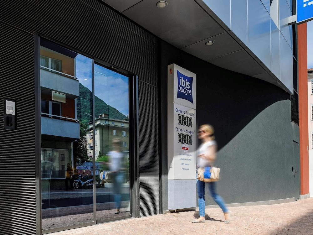 Ibis Budget Lugano Paradiso 11/53