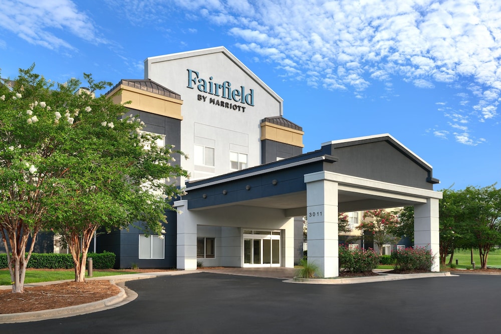 Fairfield Inn Suites Albany 4/44