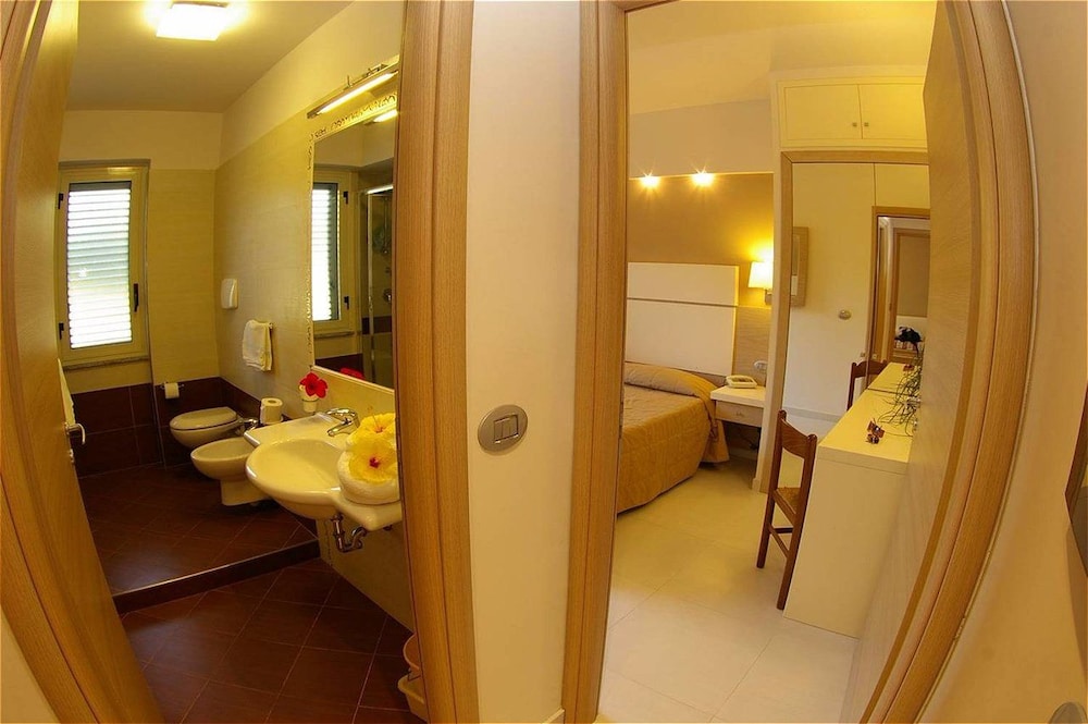 VILLAGGIO RESIDENCE OLD RIVER 21/66