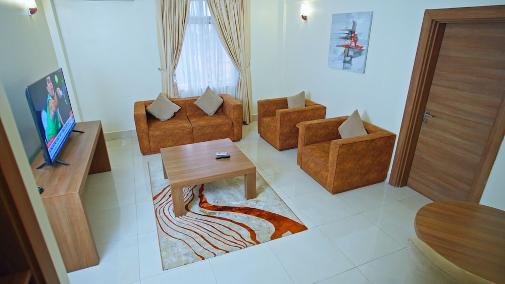 BON HOTEL STRATTON ASOKORO 31/45