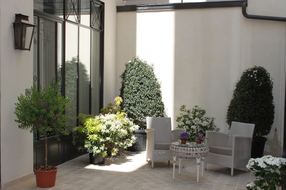 My Home In Paris Hotel 30/37