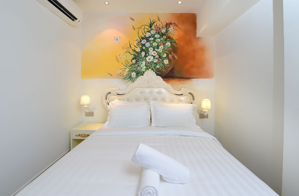 Hotel De Art Usj 21 34/35